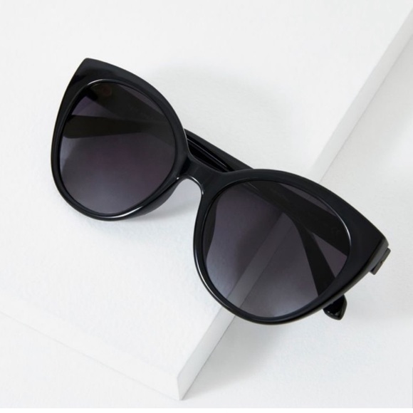 Kate Spade Sunglasses - Picture 1 of 7